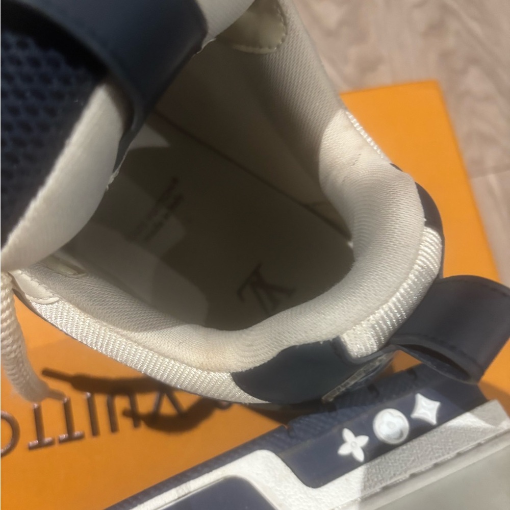 Louis Vuitton Navy and White Sneakers - Picture 3 of 4